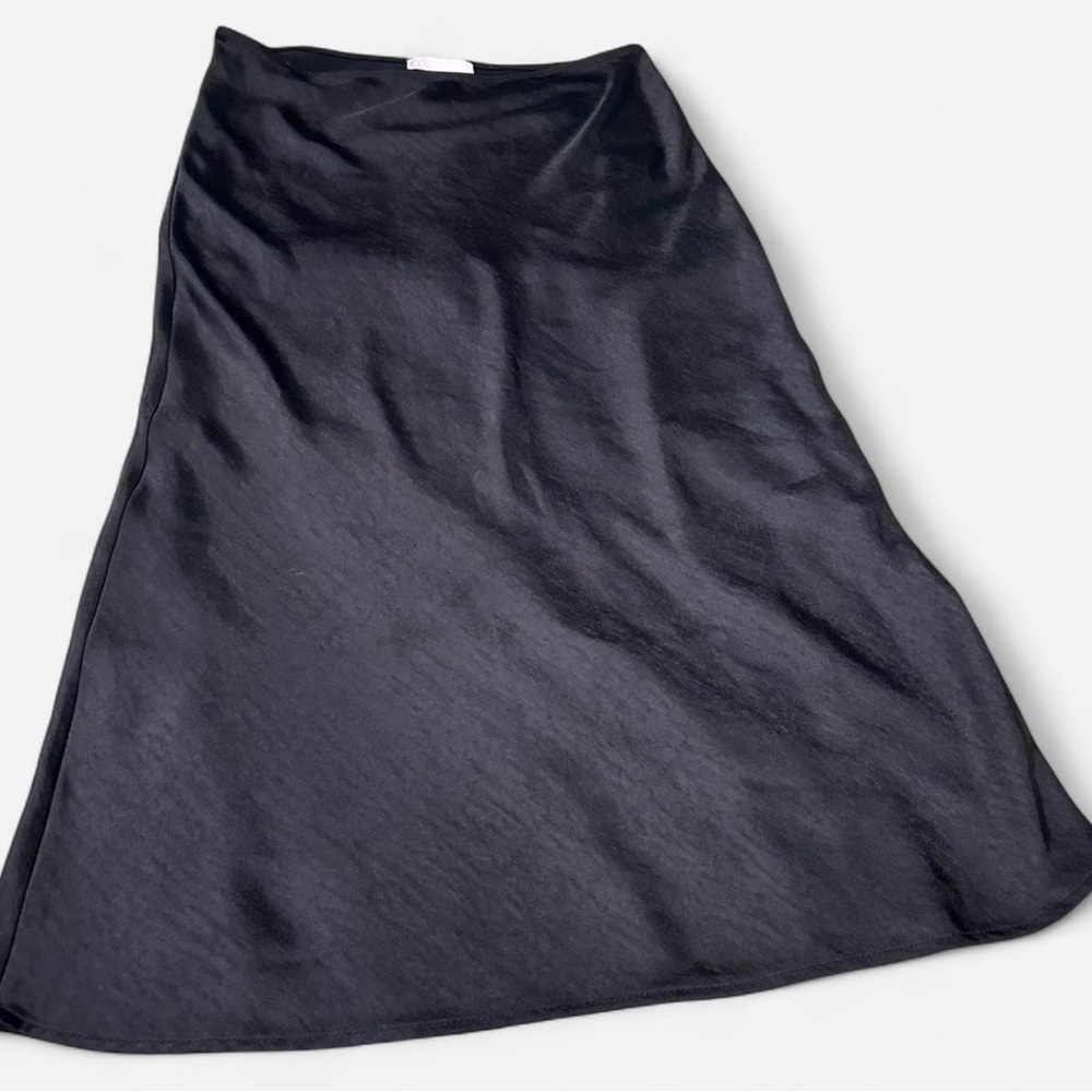 Chelsea28 Black A-Line Skirt